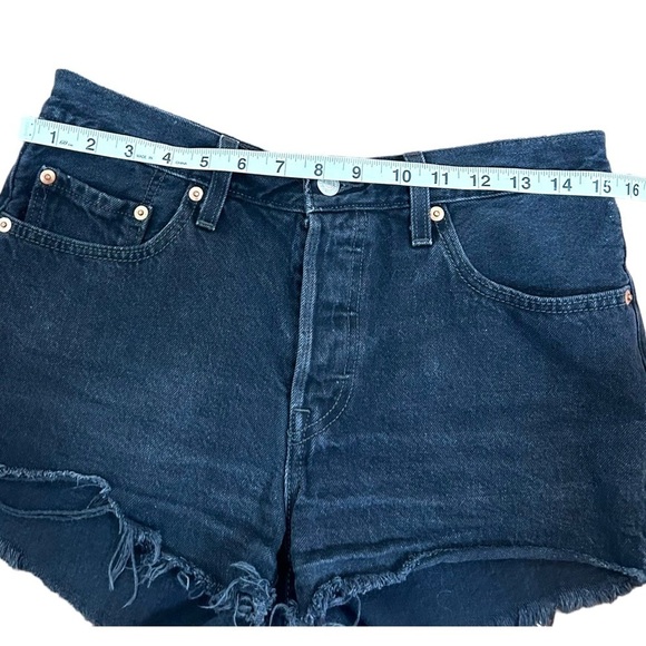 Levi's 501 Cut Off Black Denim Shorts - Picture 12 of 14